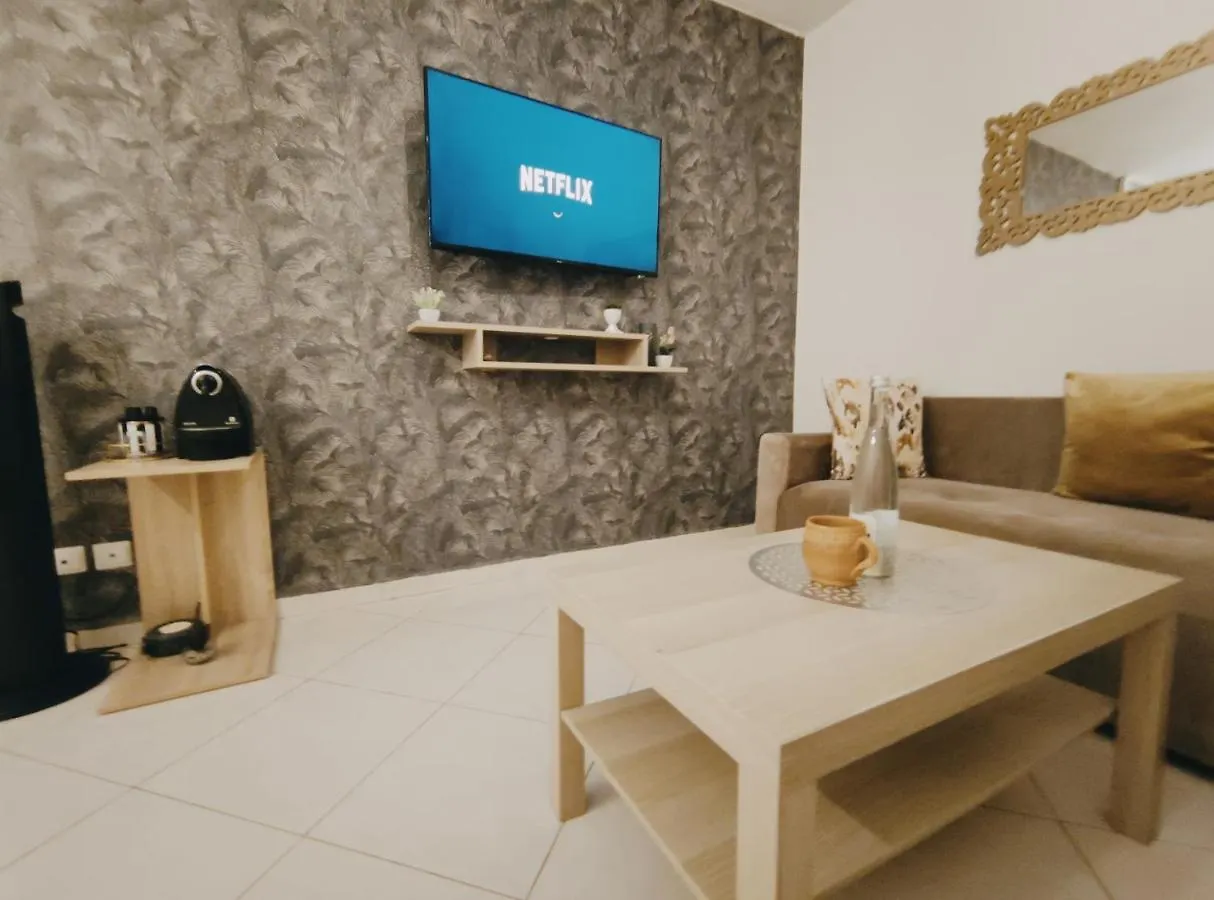 Beautiful Ground-Floor Apartment With Portable Air Conditioning, Parking, And Free Wi-Fi Casablanca 0*,  Morocco