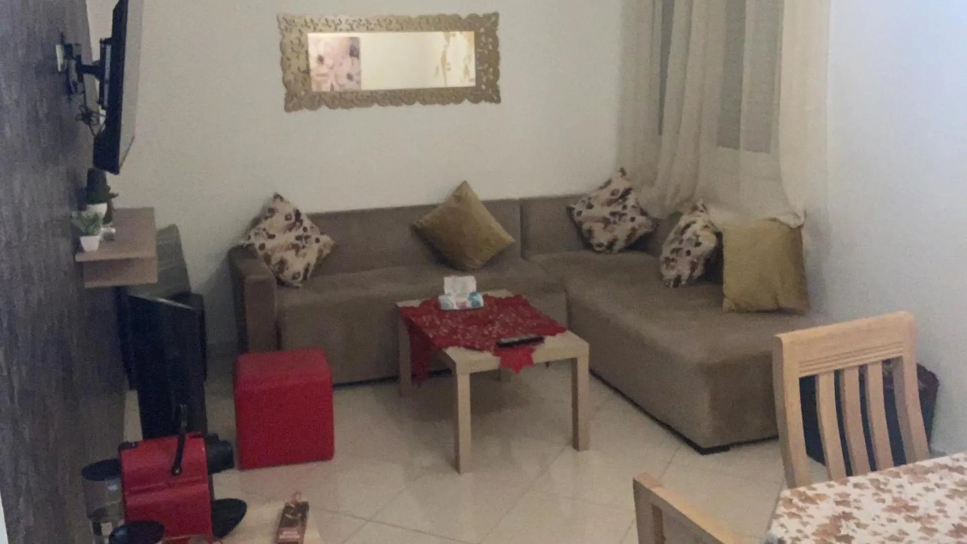 Superbe appartement au rez-de-chaussée avec clim mobile,parking et wifi gratuit Casa Blanca Marruecos
