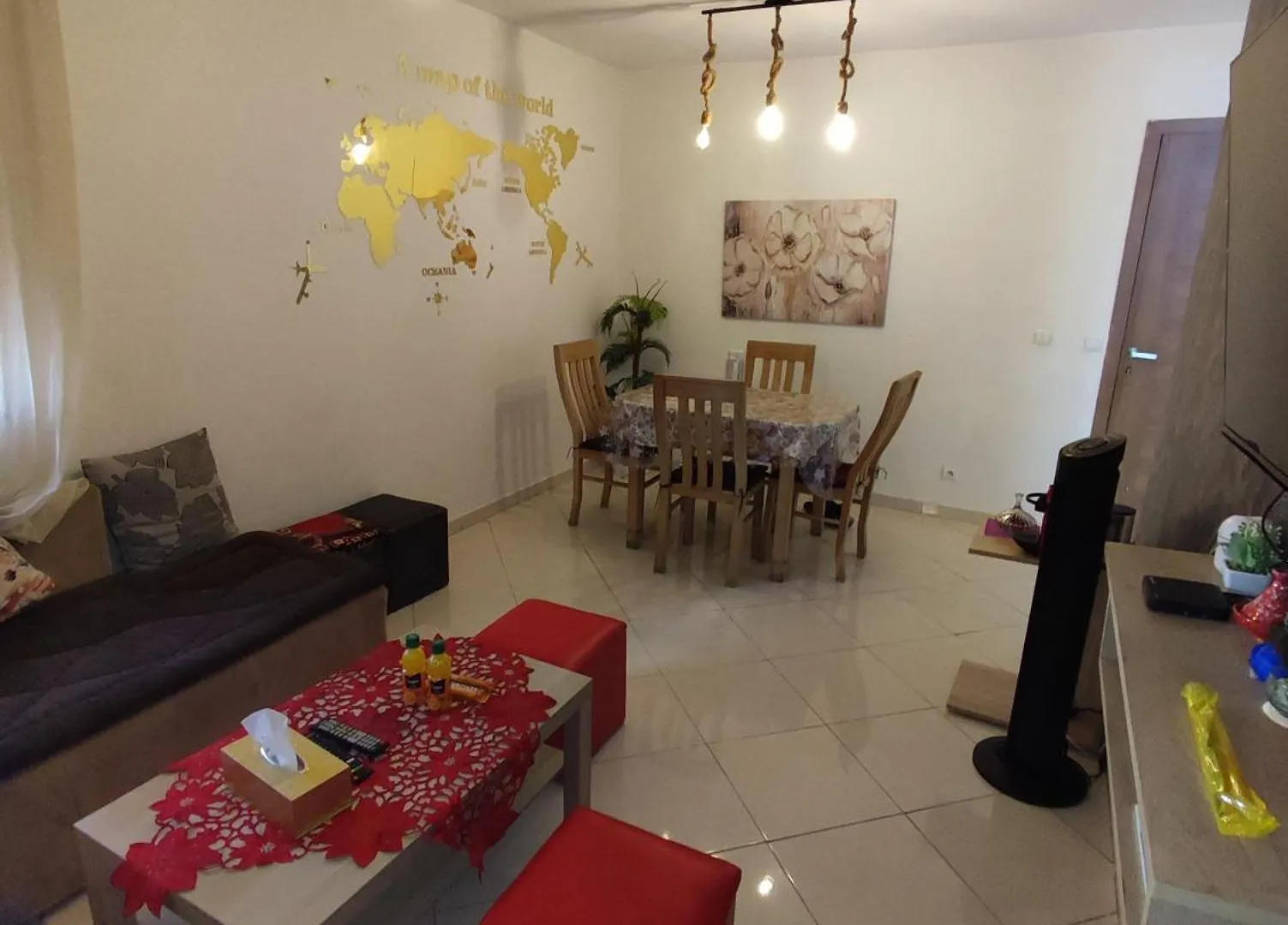 Superbe appartement au rez-de-chaussée avec clim mobile,parking et wifi gratuit Casa Blanca Apartamento