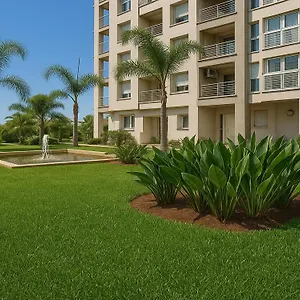Stylish Renovated 3Br - Green Setting - Walk To Train & Tram Casablanca