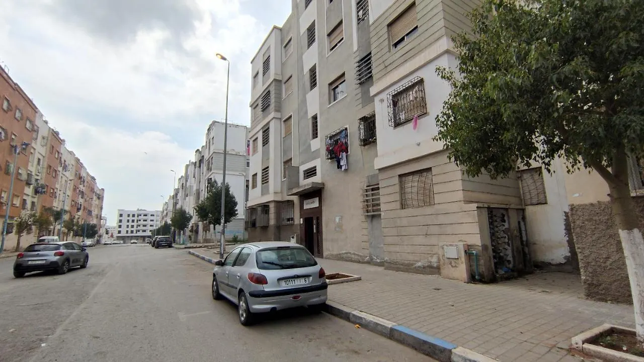 Beautiful Ground-Floor Apartment With Portable Air Conditioning, Parking, And Free Wi-Fi Casablanca