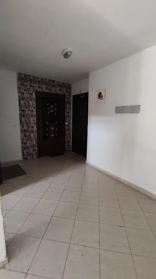 Beautiful Ground-Floor Apartment With Portable Air Conditioning, Parking, And Free Wi-Fi Casablanca 0*,