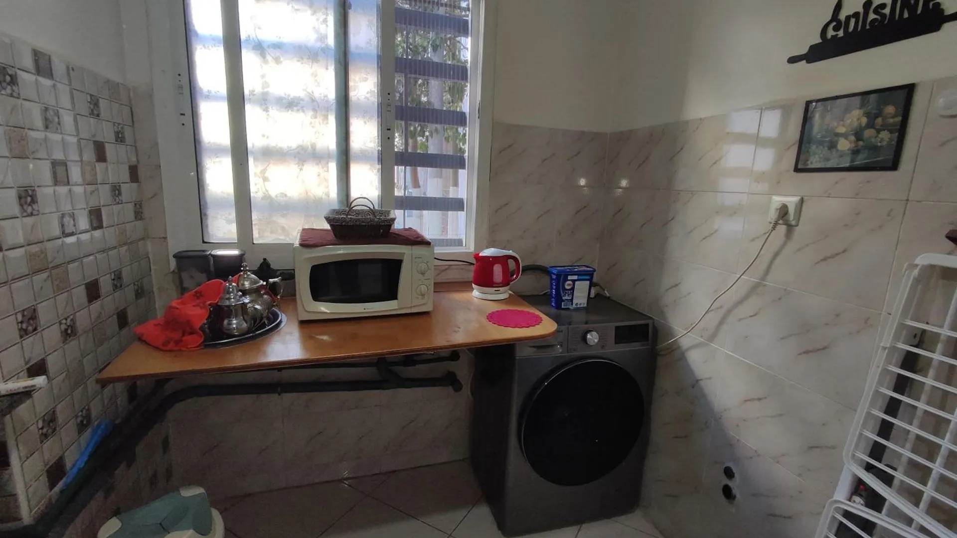 Beautiful Ground-Floor Apartment With Portable Air Conditioning, Parking, And Free Wi-Fi Casablanca 0*,