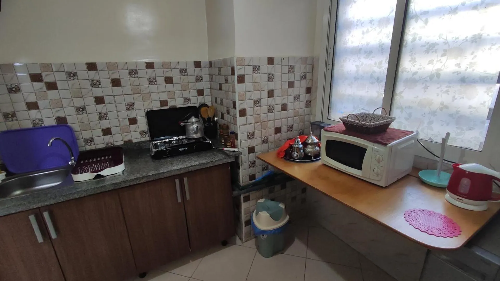 Beautiful Ground-Floor Apartment With Portable Air Conditioning, Parking, And Free Wi-Fi Casablanca